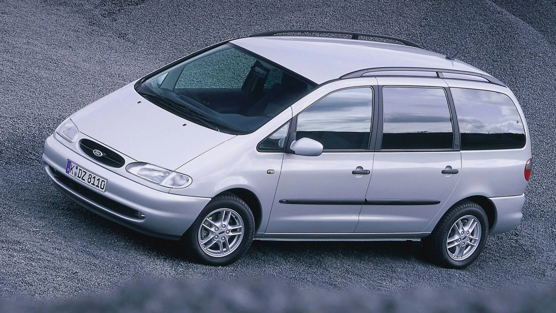 Coche del día: Ford Galaxy 2.8i V6