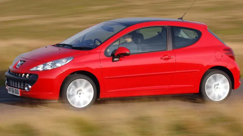 Peugeot 207 GT (2)