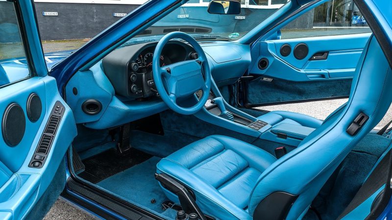 Porsche 928 GTS azul (2)