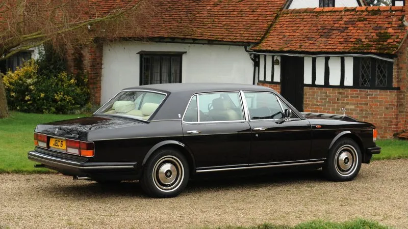 Rolls Royce Silver Spur (1)