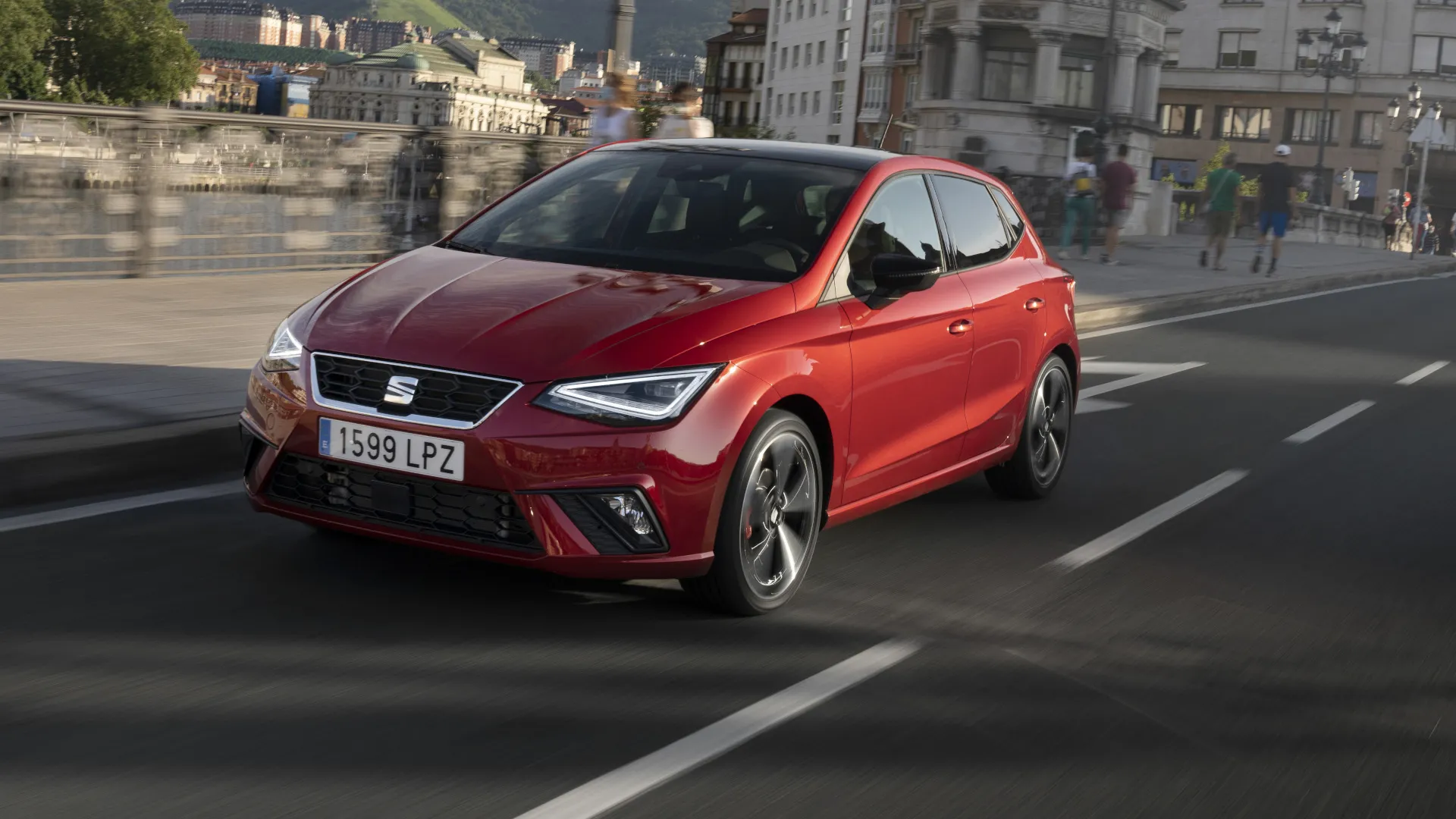 El Seat Arona y el Seat Ibiza se modernizan y ahora tendrán una versión híbrida