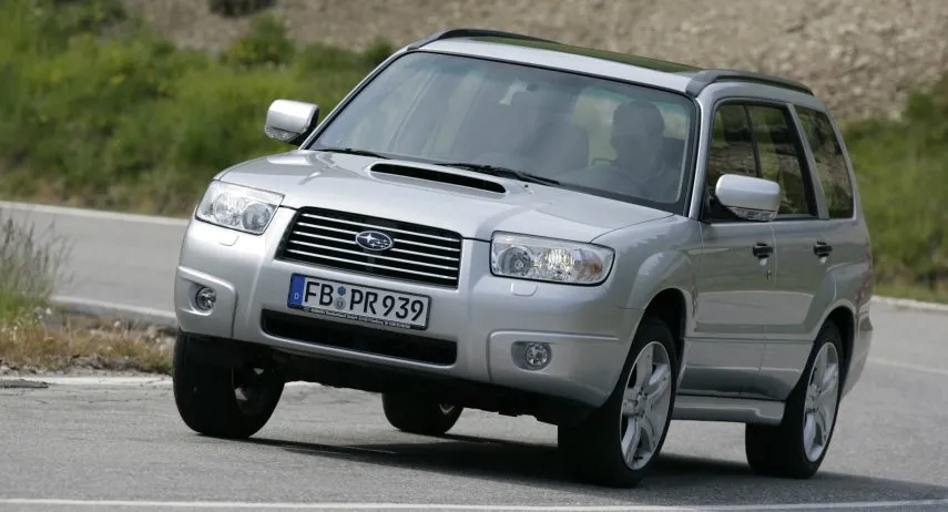 Subaru Forester 2 5 XT (1)