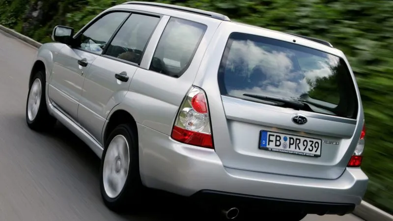 Subaru Forester 2 5 XT (3)