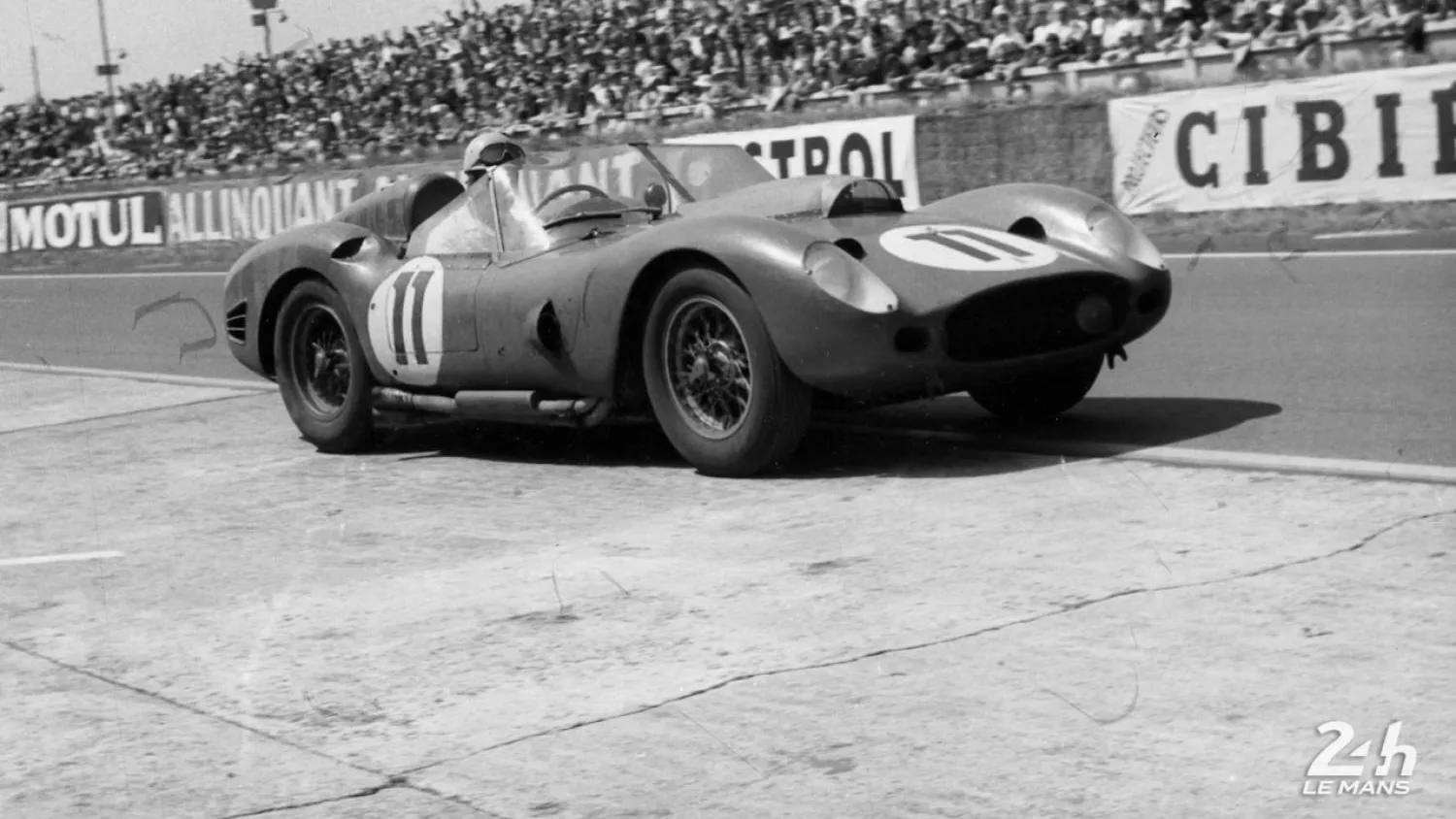 Mitos de Le Mans: Desgracia a toda velocidad de un Ferrari 250 GT SWB en la recta de Mulsanne