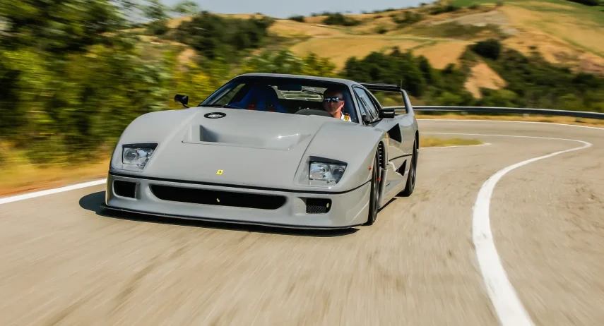 Ferrari F40 Competizione street legal (2)