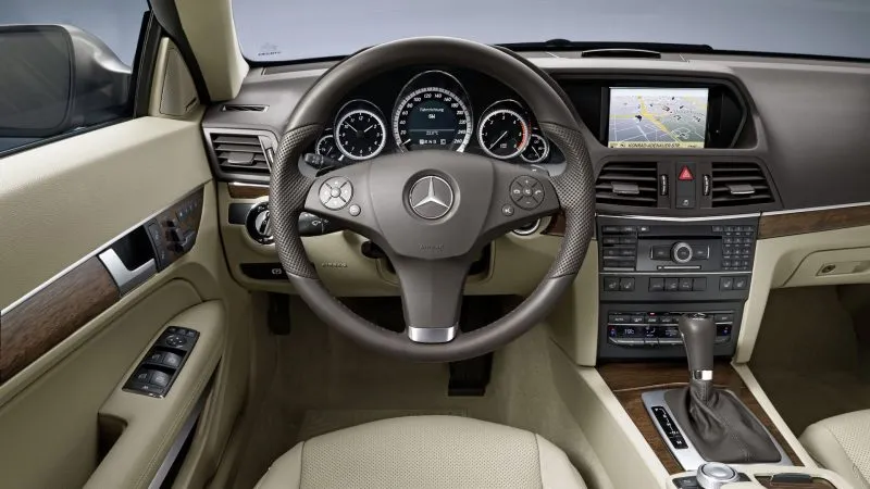 Interior Mercedes E350 CDI Coupé