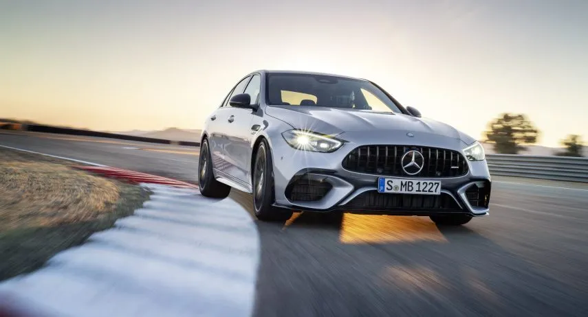 Mecedes AMG C63 S E Performance (2)