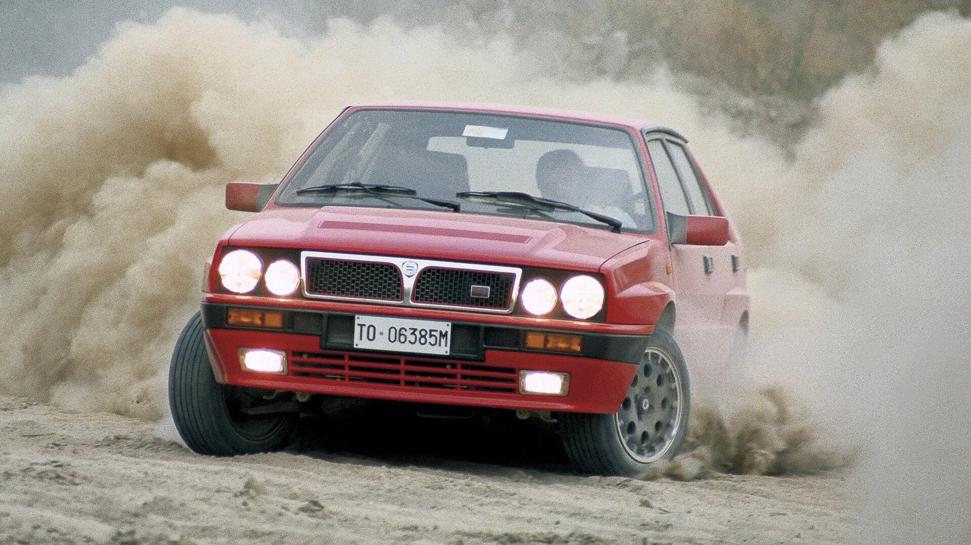 Coche del día: Lancia Delta HF Integrale 16V