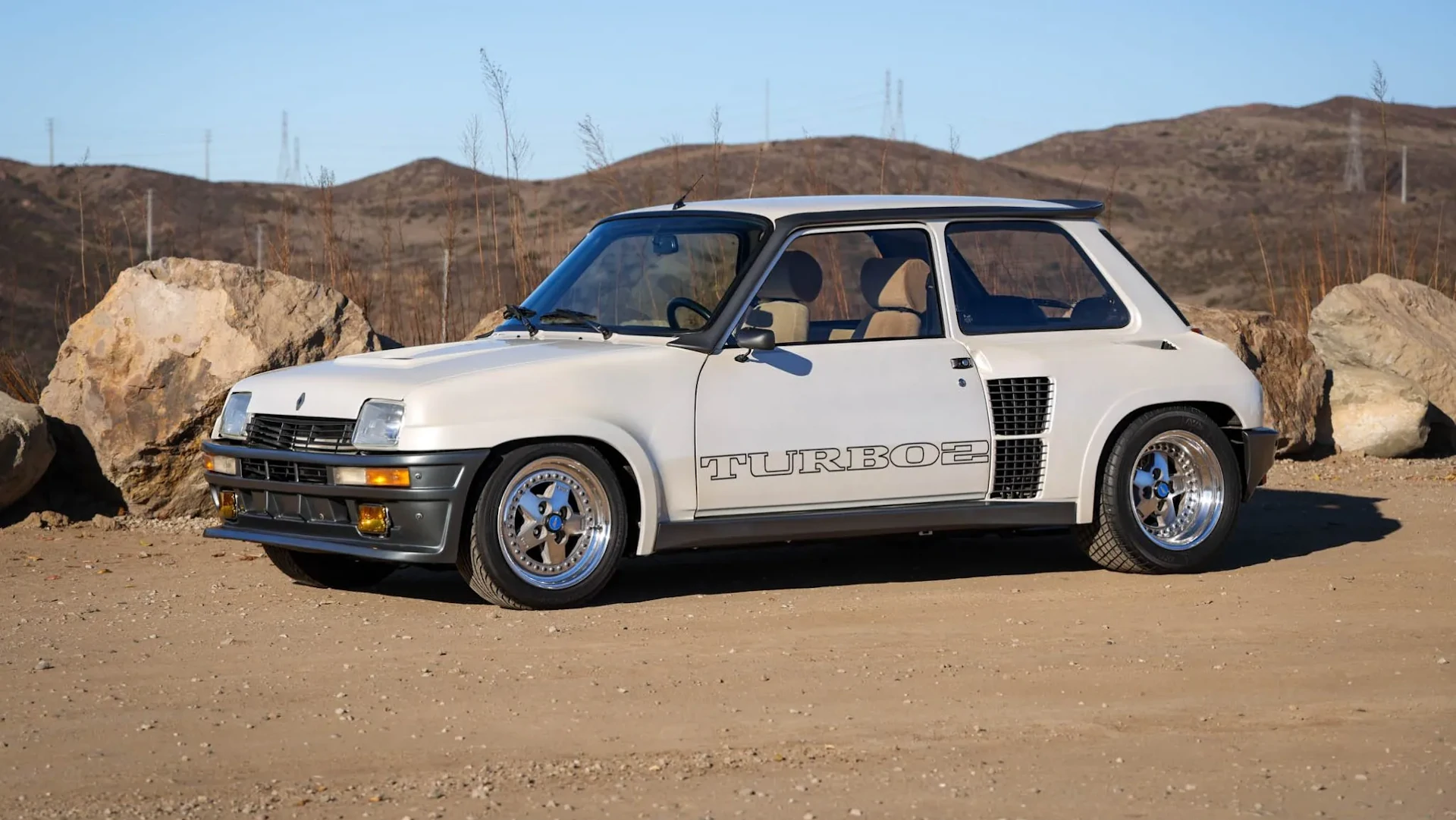 Transplante de corazón: Renault 5 Turbo 2 con motor rotativo