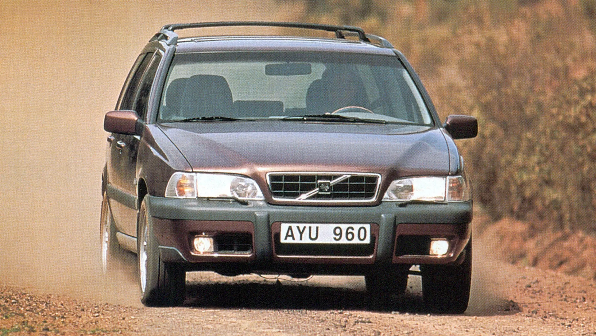 Coche del día: Volvo V70 2.5 Turbo Cross Country