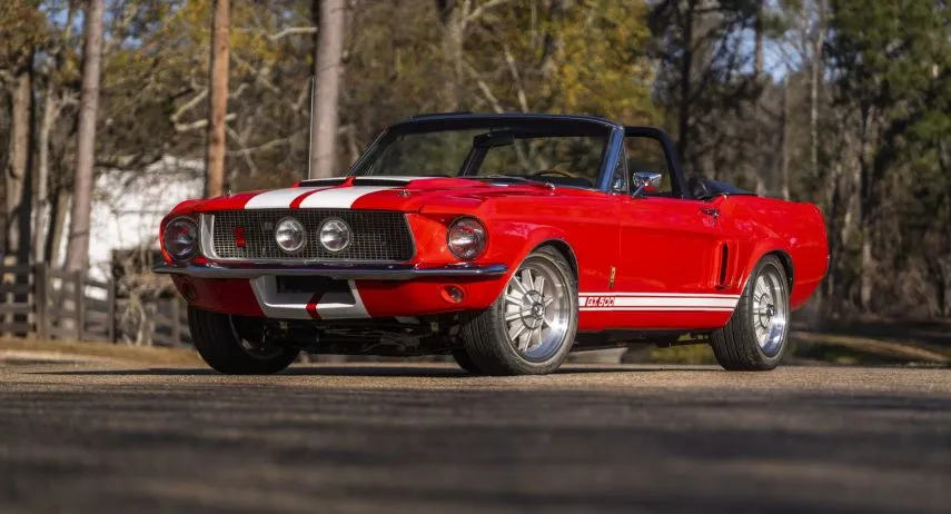 Ford Mustang convertible de 1967 (1)