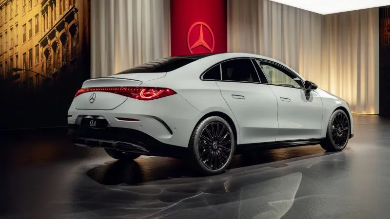 Mercedes CLA híbrido (2)