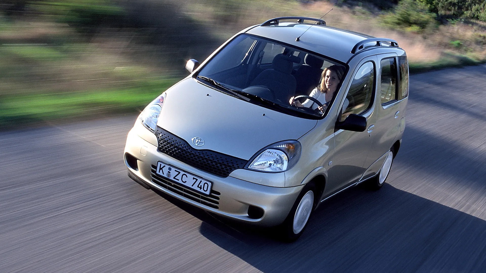 Coche del día: Toyota Yaris Verso 1.3 Sol