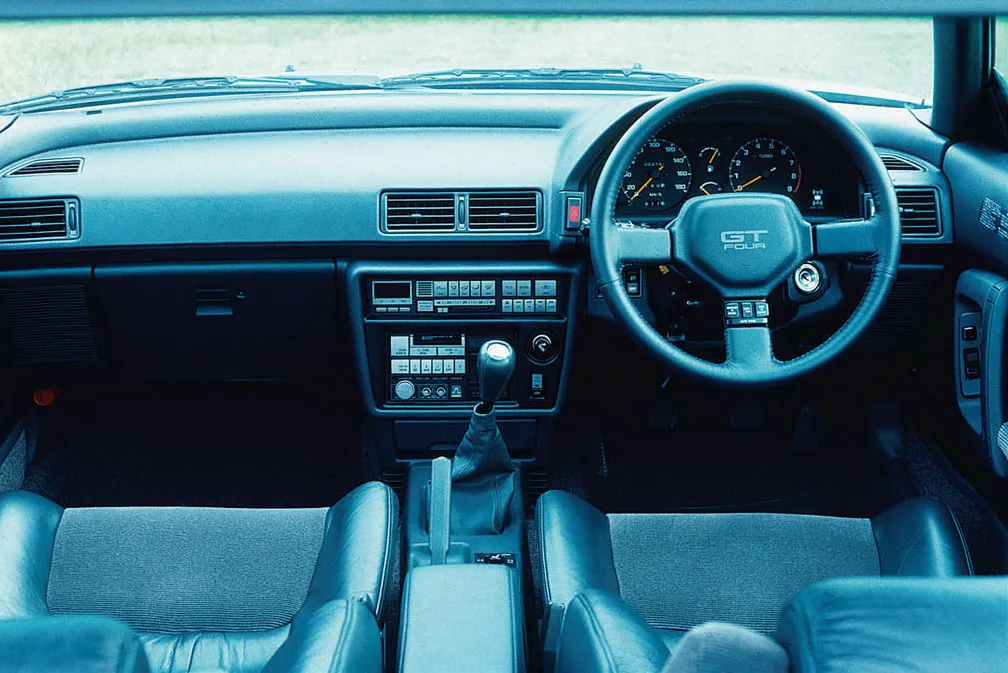 Toyota Celica GT Four ST165 (2)