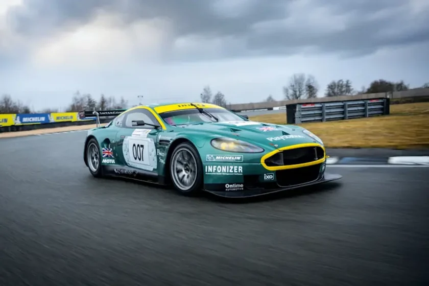 Aston Martin DBR9 GT1 2008