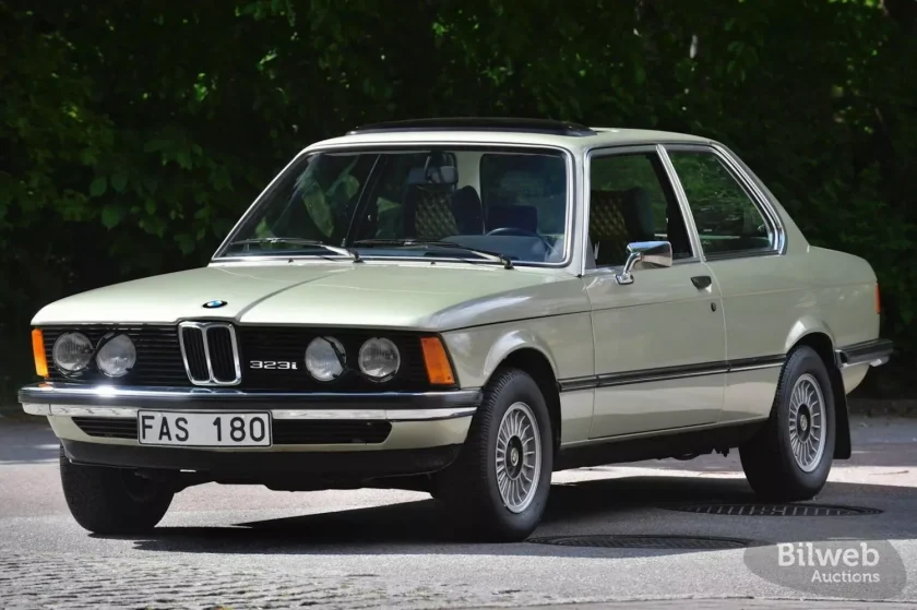 BMW 323i 1979 (1)
