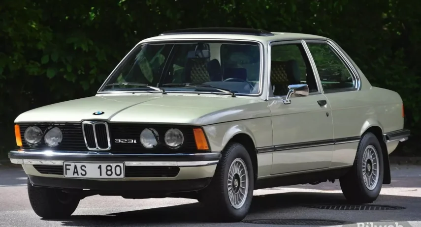 BMW 323i 1979 (1)