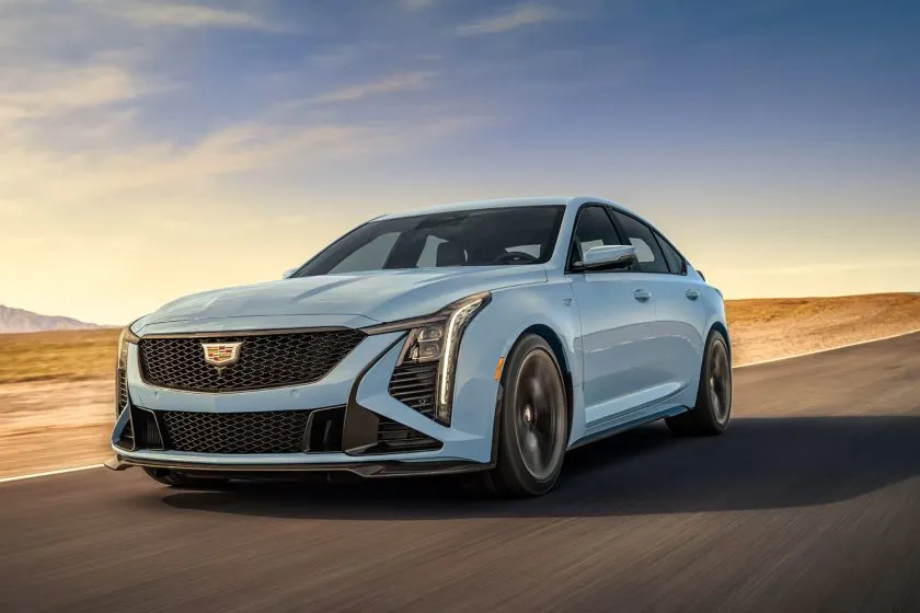 Cadillac GT5 V (1)