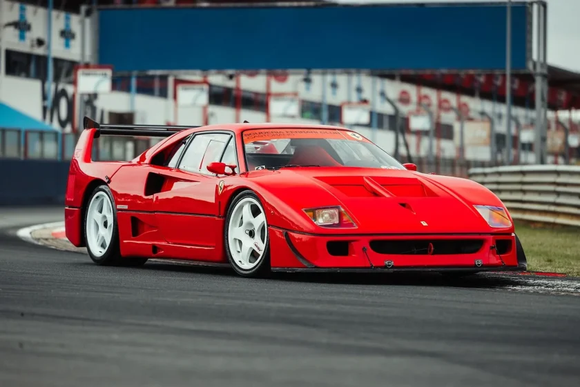 Ferrari F40 (1)