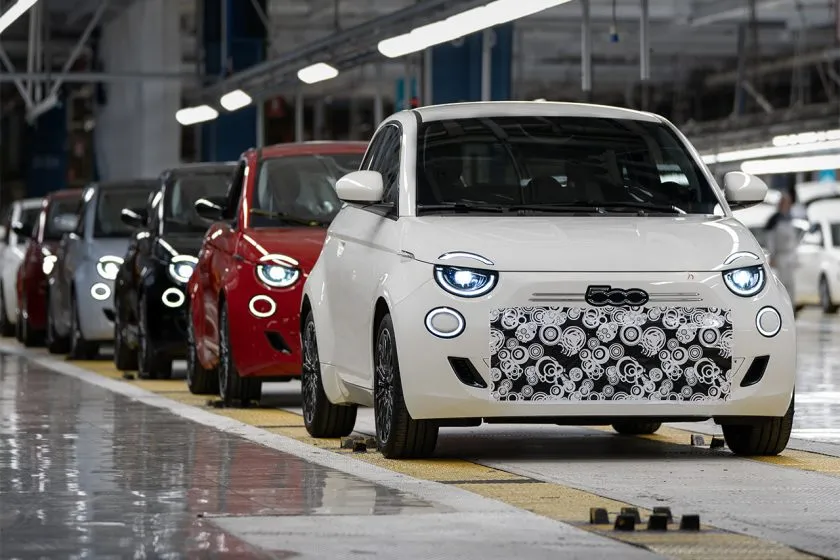 FIAT 500 Hybrid (1)