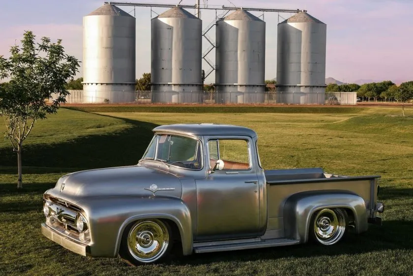 Ford F100 1956 custom (1)
