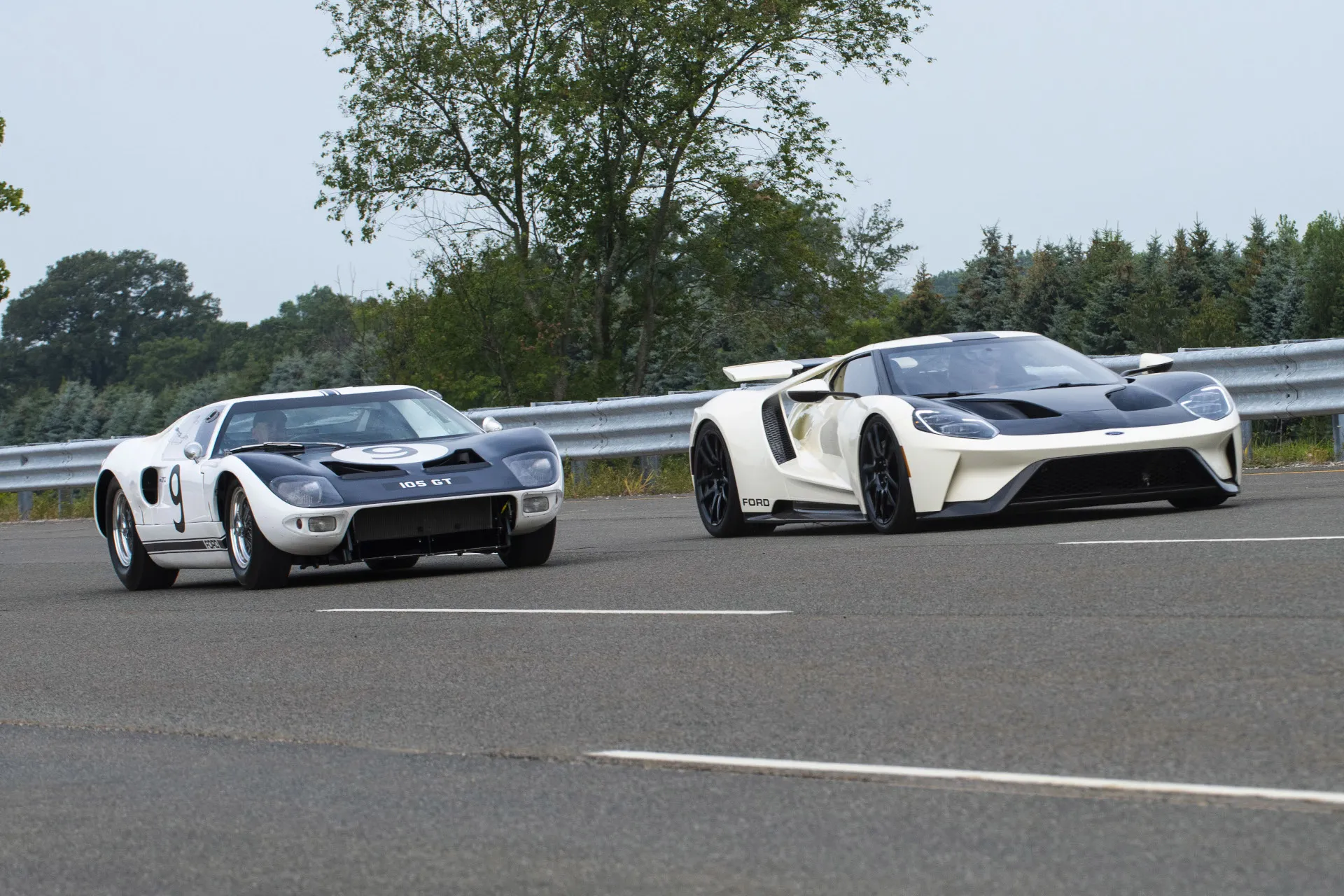 Ford GT