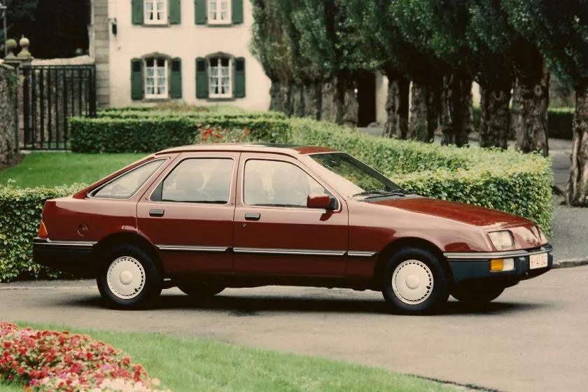 Ford Sierra 2 3 Ghia con cambio automático