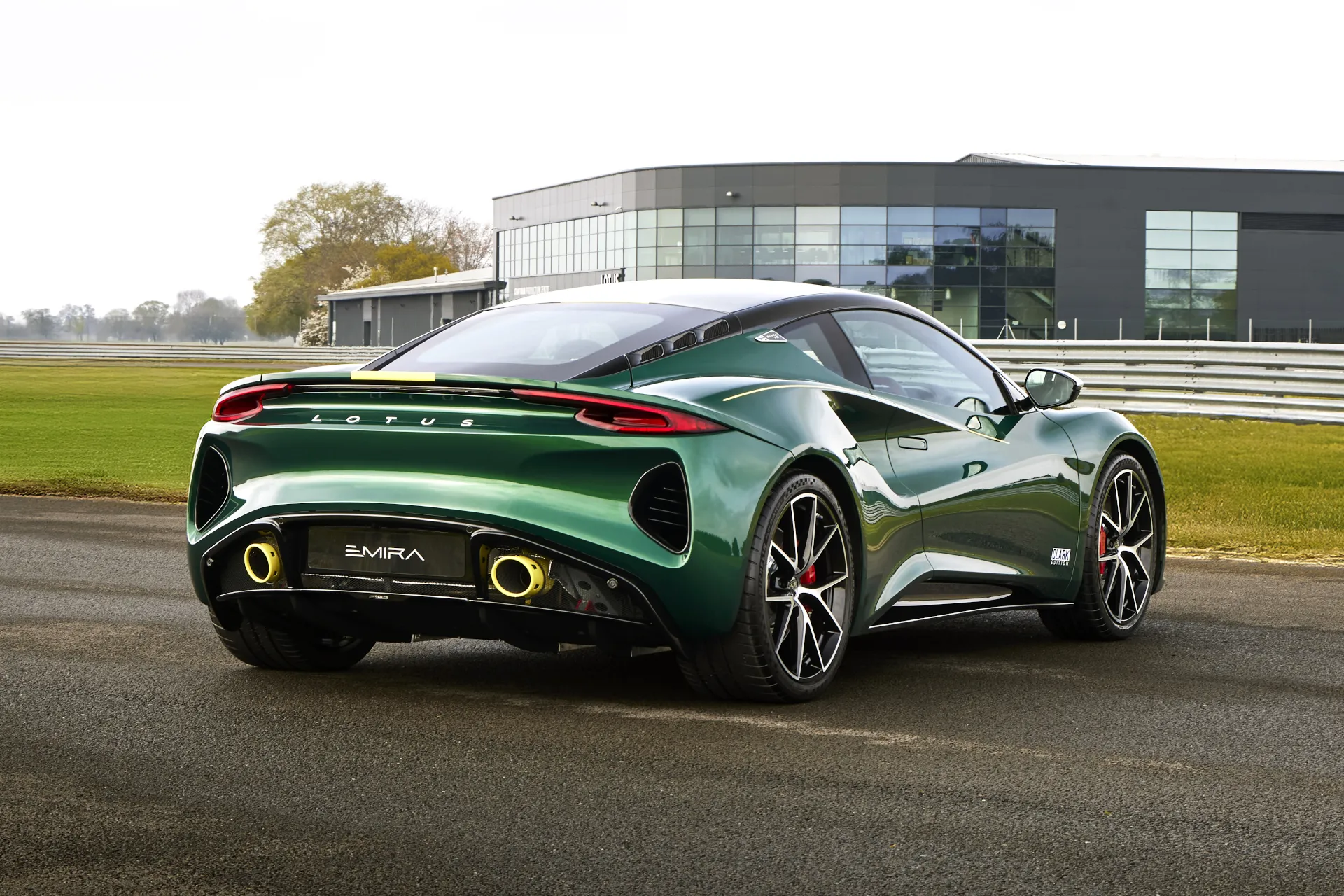 Lotus Emira Clark Edition (5)