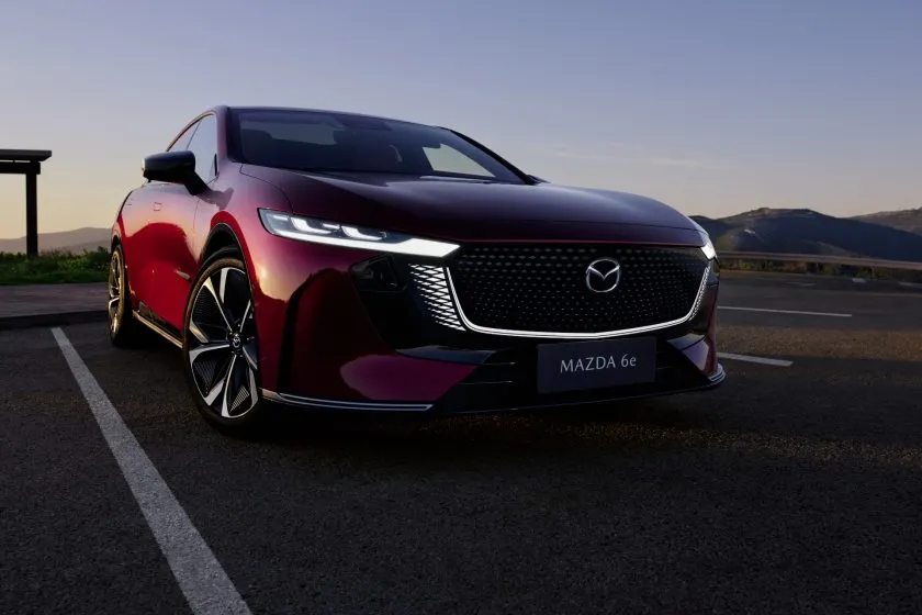 Mazda 6 eléctrico (1)