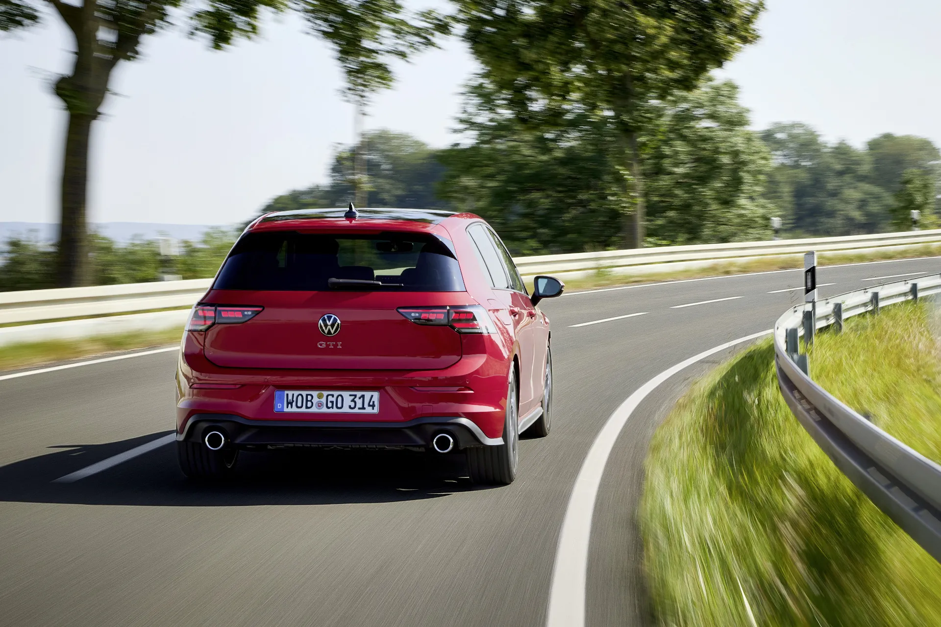 Volkswagen Golf GTI (2)