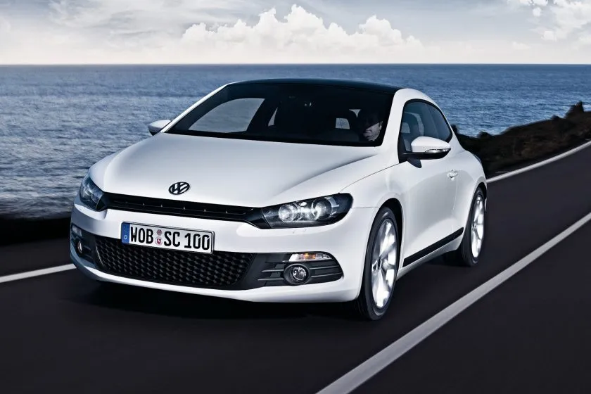 Volkswagen Scirocco 2 0 TSI (1)