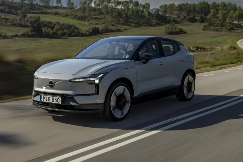 Volvo EX30 Range Extender (1)
