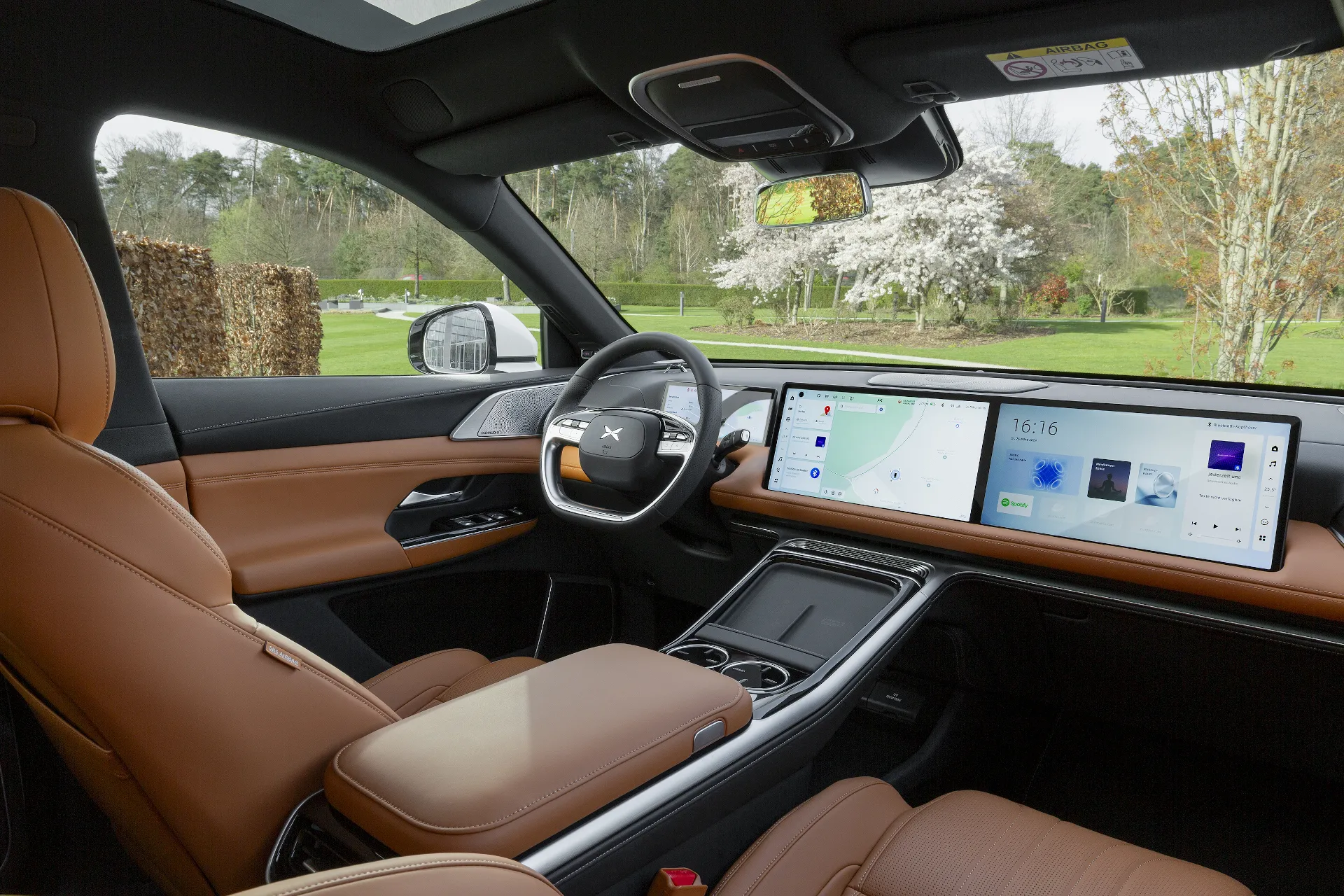 Xpeng G9 interior