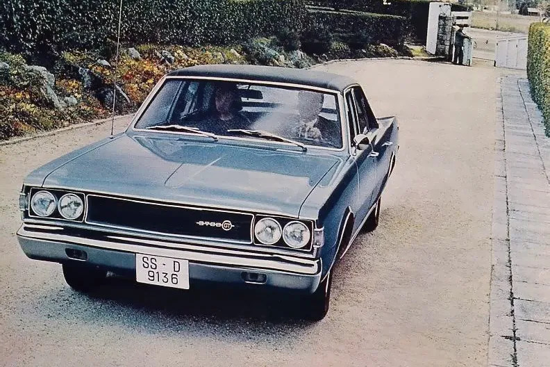 Dodge 3700 GT