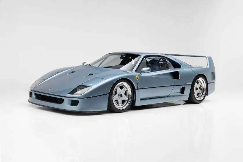 Ferrari F40 (1)