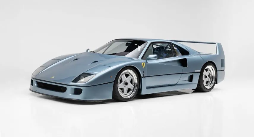Ferrari F40 (1)