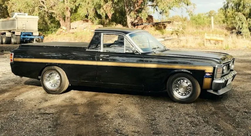 Ford Falcon XY Ute (1)