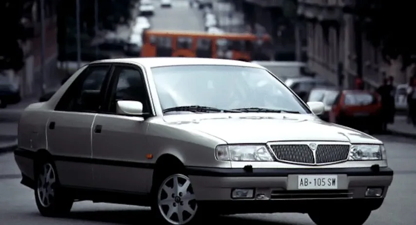 Lancia Dedra 2 0 i e (1)
