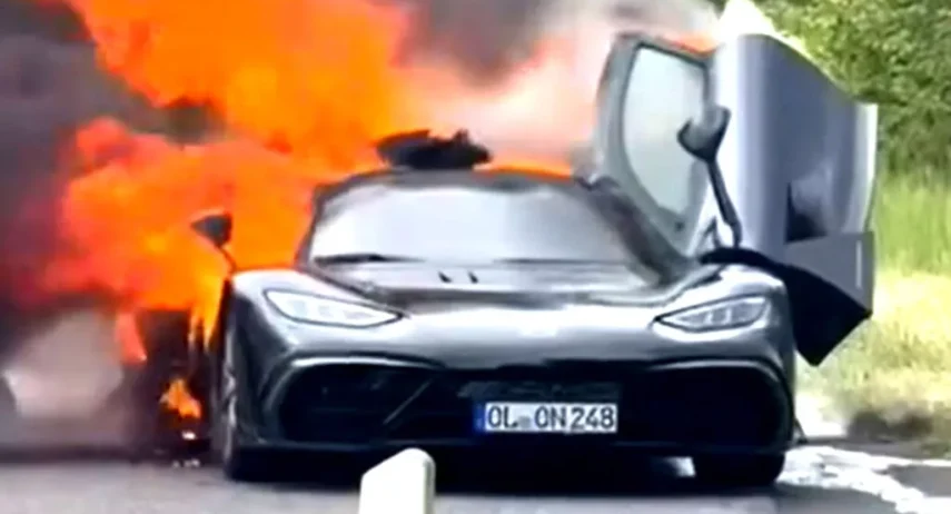 Mercedes AMG One en llamas