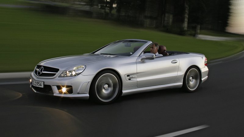 Mercees V8 AMG (1)