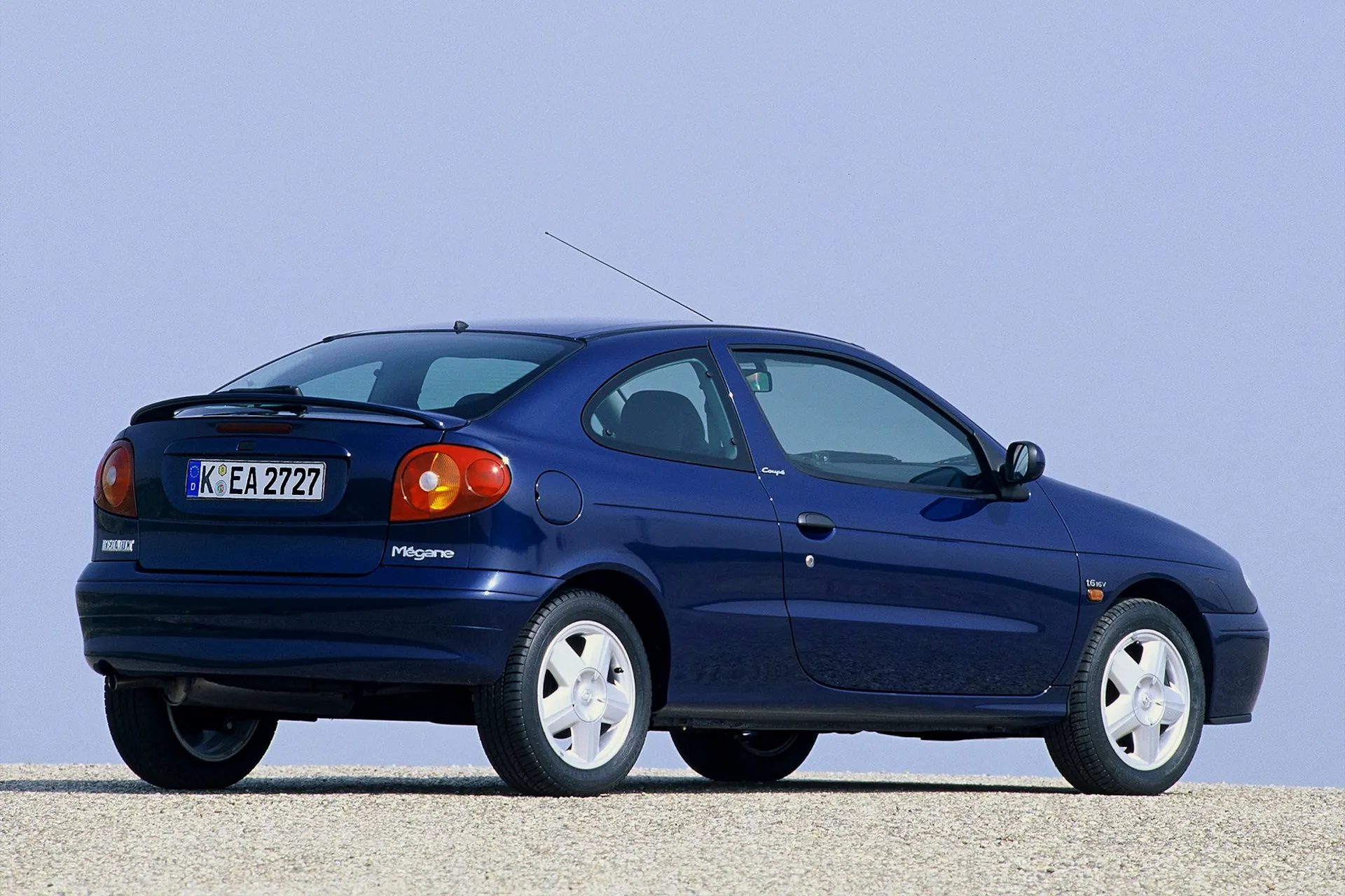 Renault Mégane Coupé 1 6 16v RXi (2)