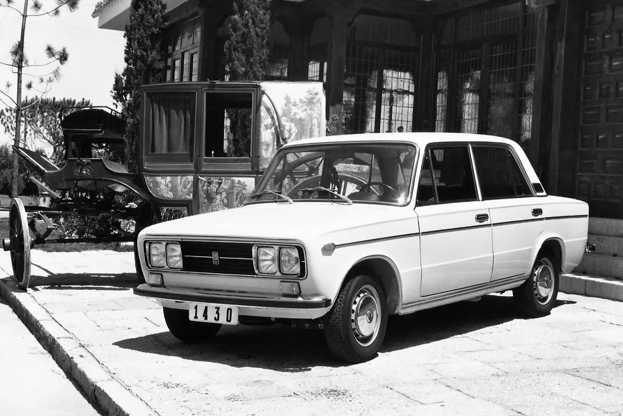 SEAT 1430