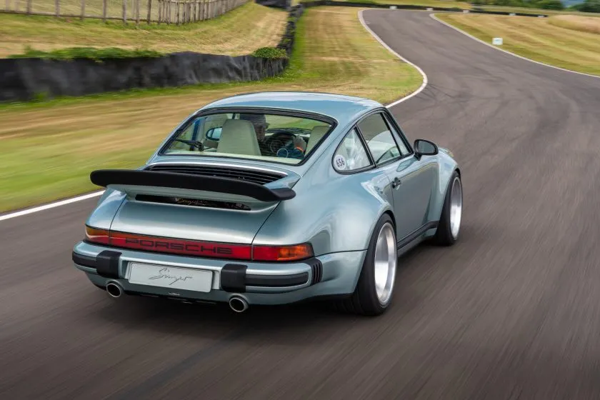 Singer 911 Turbo (2)