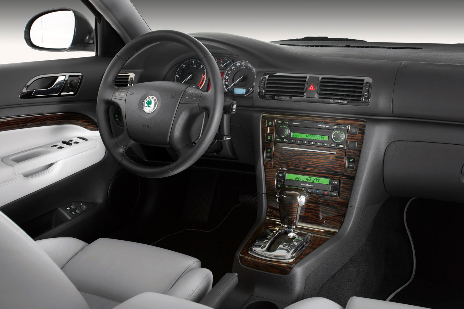 Škoda Superb 2 5 V6 TDI