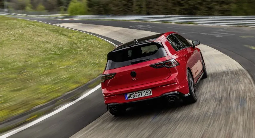 Volkswasgen Golf GTI 50 (1)