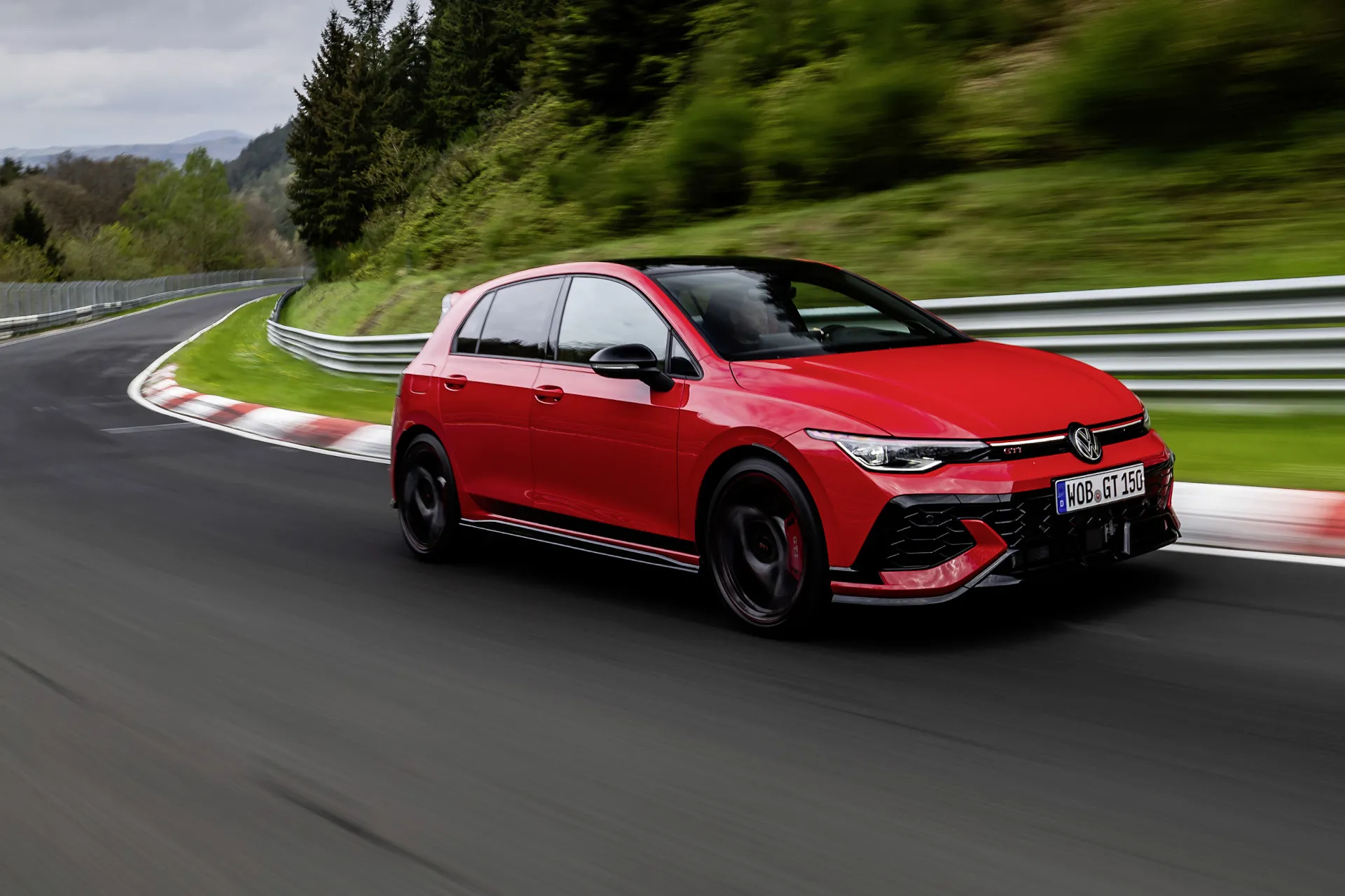Volkswasgen Golf GTI 50 (2)