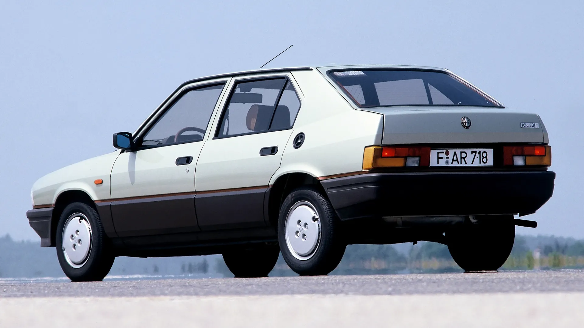 Coche del día: Alfa Romeo 33 Quadrifoglio Oro