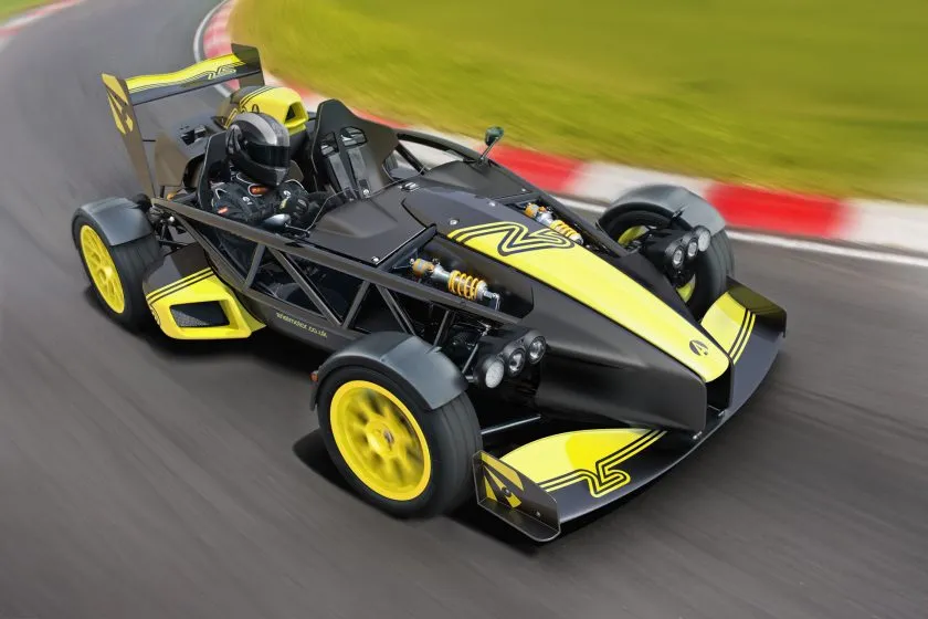 Ariel Atom 4RR (1)