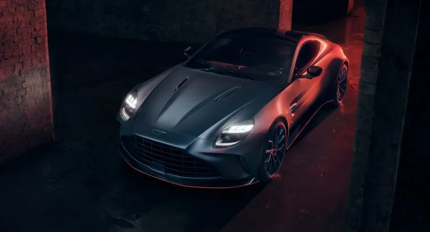 Aston Martin Vantage S (1)