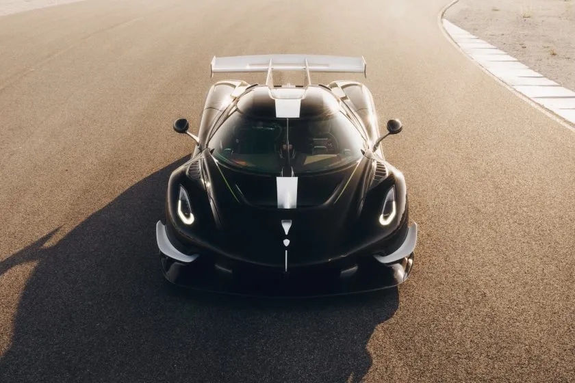 Koenigsegg Sadair's Spear (1)